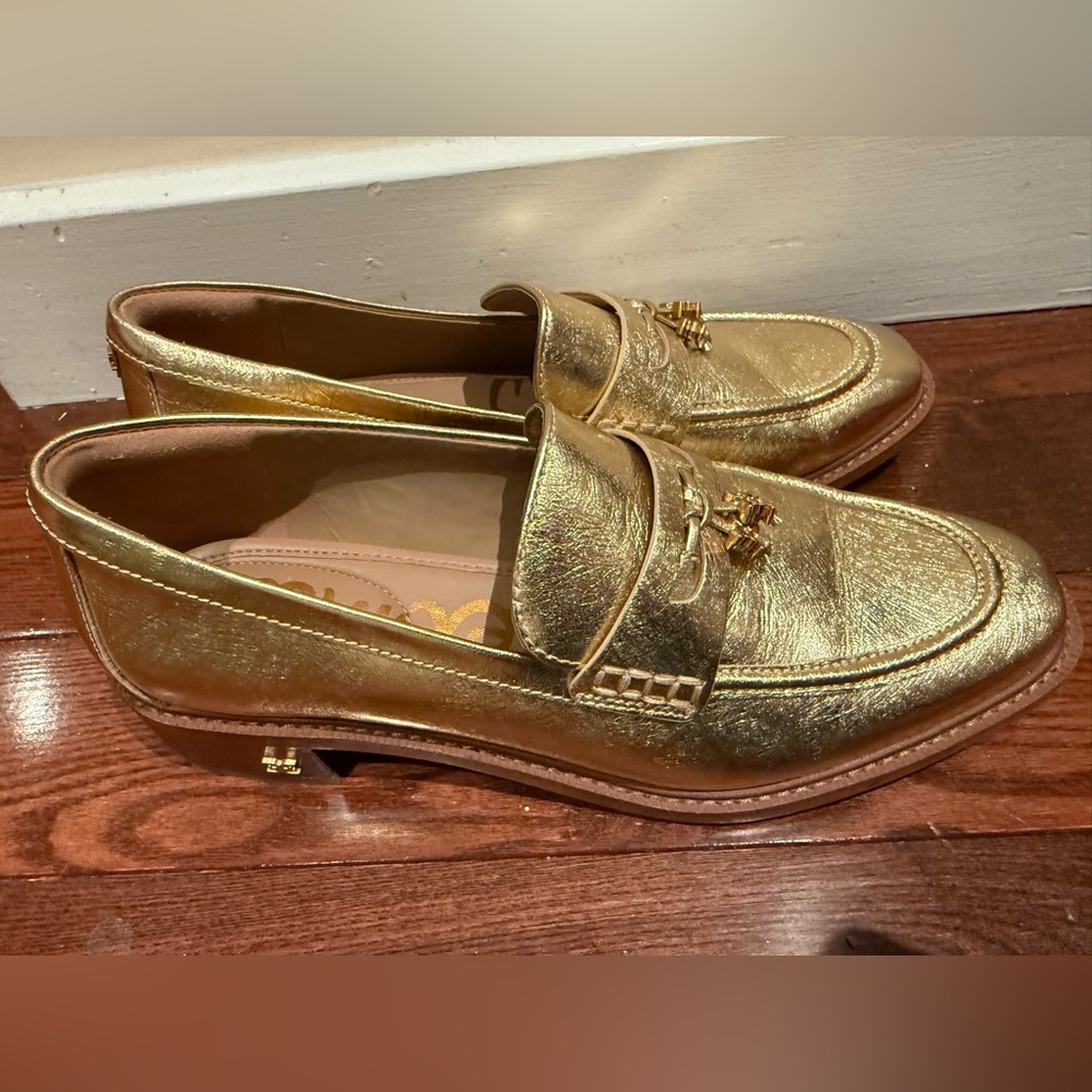 Gold Metallic Women's Loafer - Sam Edelman size 8.5